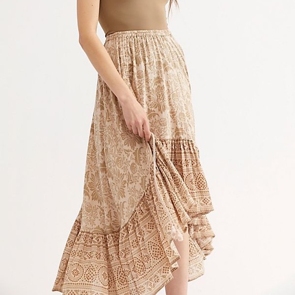 Spell Lioness Ruched Maxi Skirt in Smoke - Picture 4 of 8